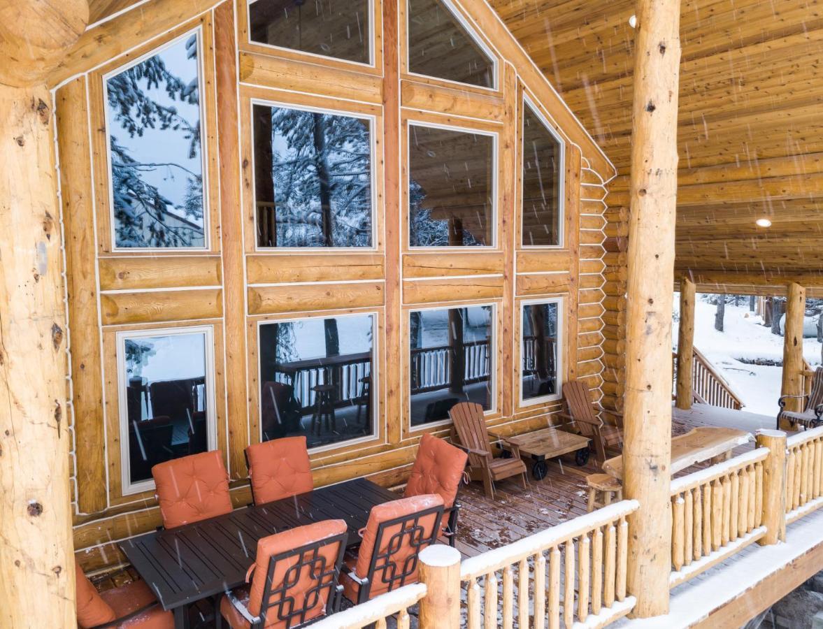 Lumberjack Lodge By Kabino Hot Tub Fire Pit Satellite Wifi Grill Large Porch Island Park Exterior foto