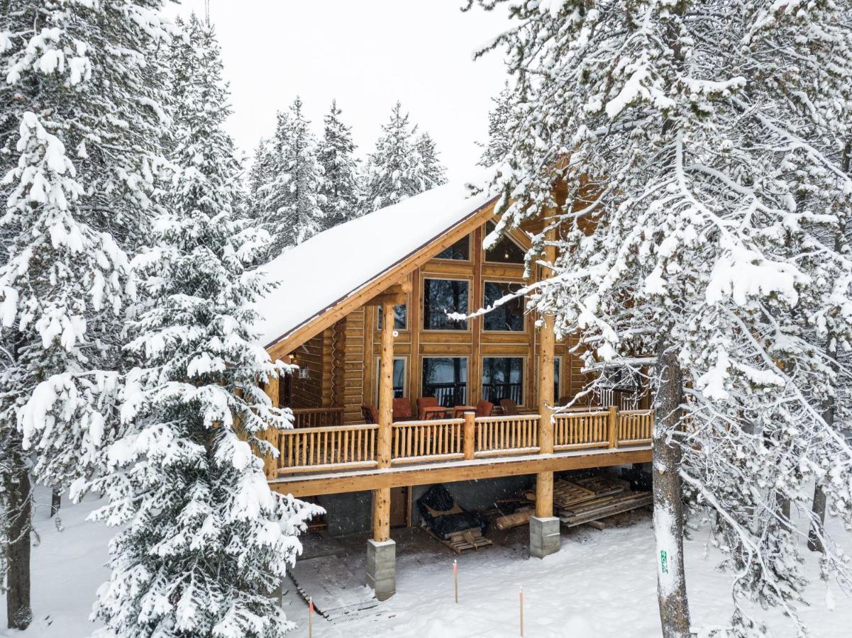 Lumberjack Lodge By Kabino Hot Tub Fire Pit Satellite Wifi Grill Large Porch Island Park Exterior foto